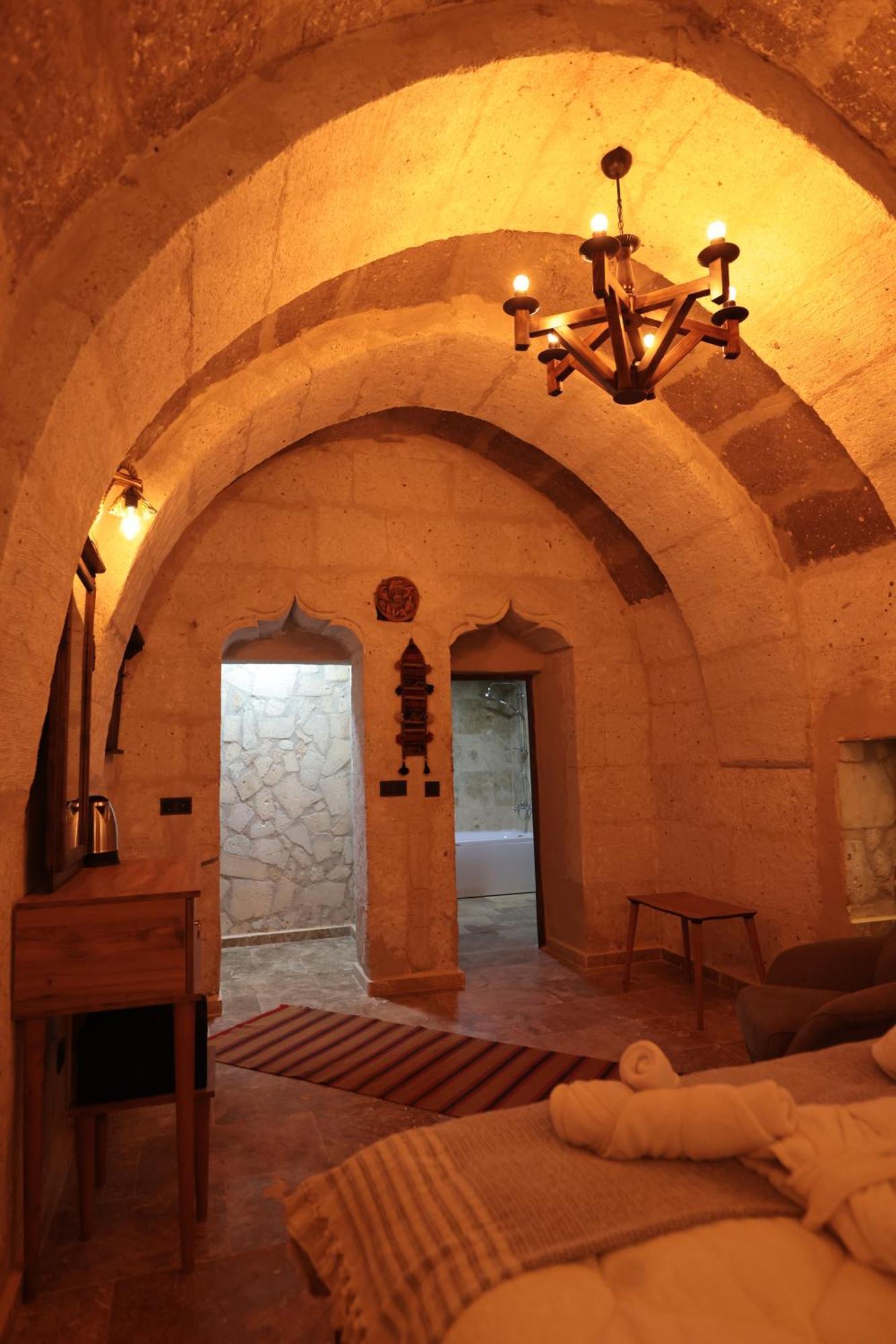 Stone Owl Otel & Restaurant Uçhisar Exterior photo