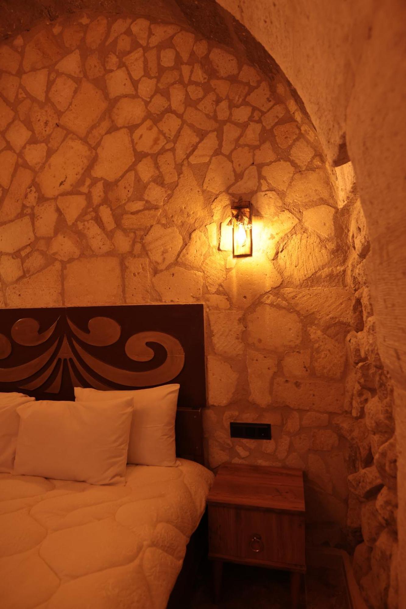 Stone Owl Otel & Restaurant Uçhisar Exterior photo