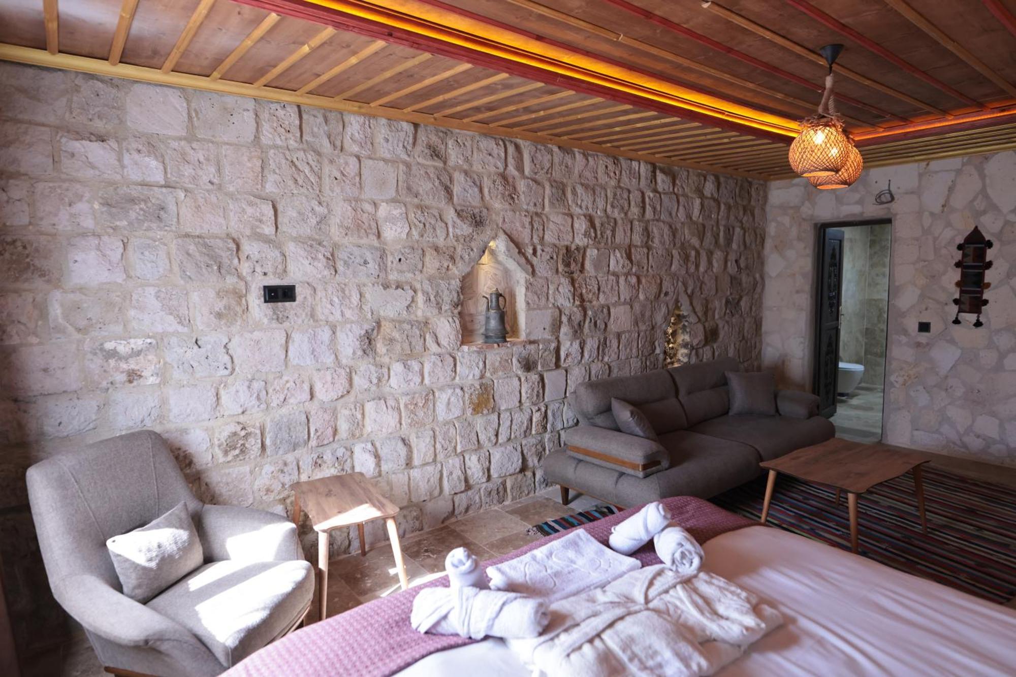 Stone Owl Otel & Restaurant Uçhisar Exterior photo