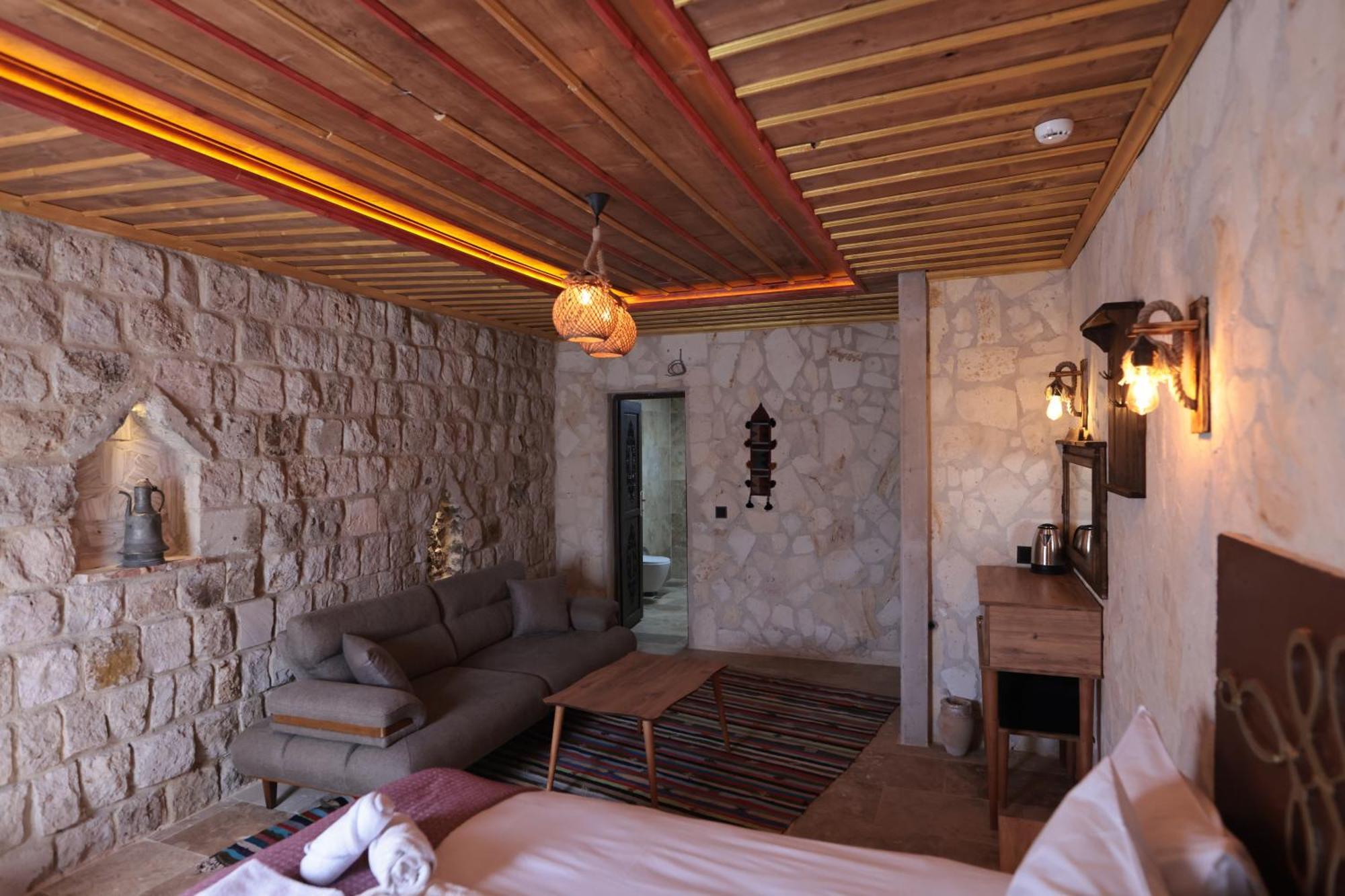 Stone Owl Otel & Restaurant Uçhisar Exterior photo