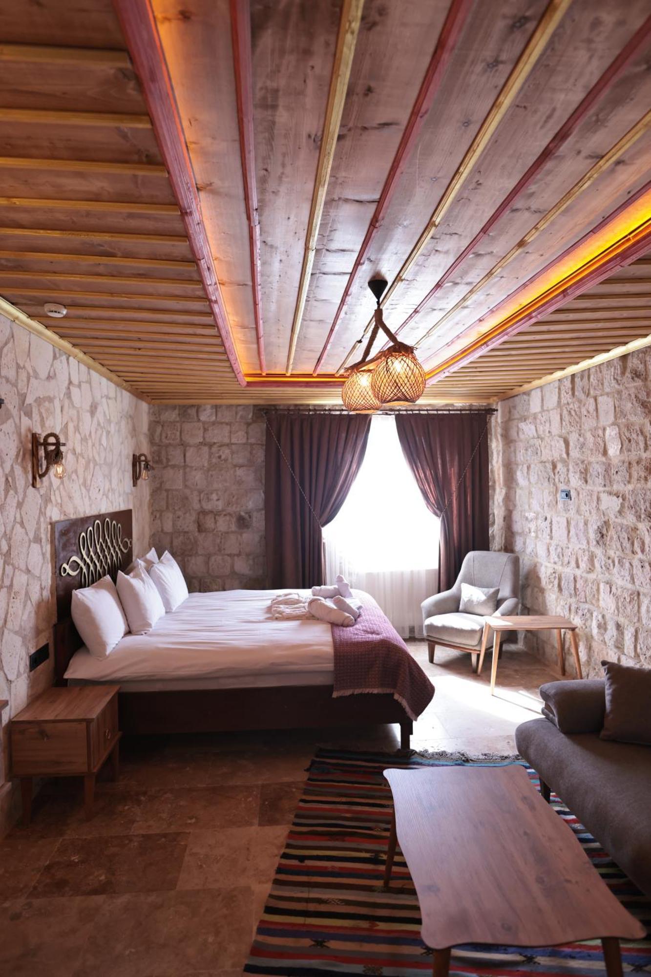 Stone Owl Otel & Restaurant Uçhisar Exterior photo