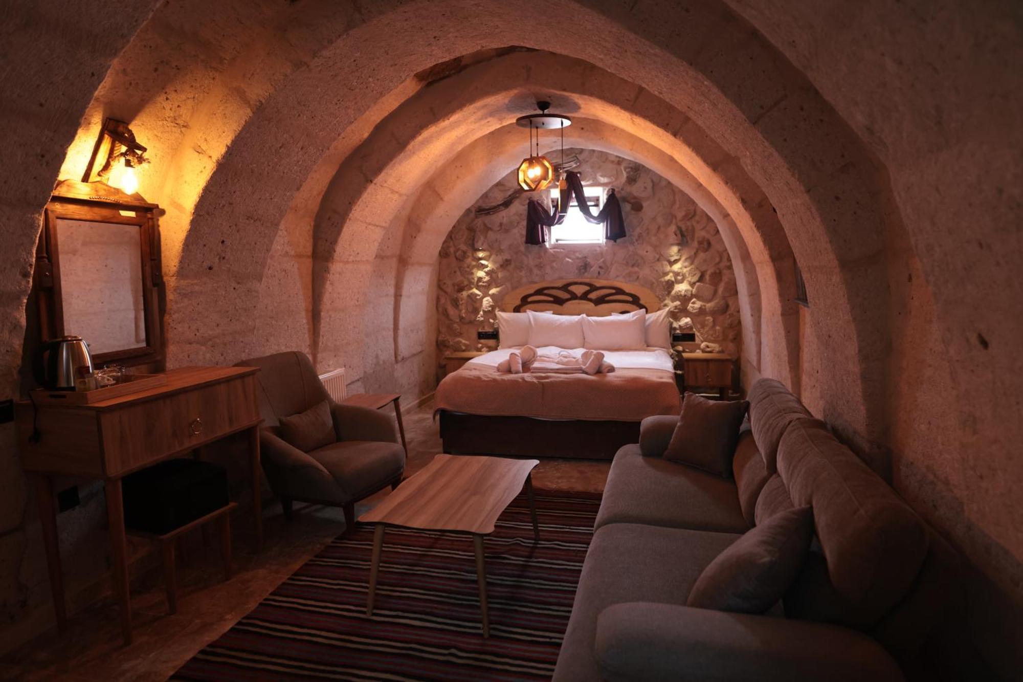 Stone Owl Otel & Restaurant Uçhisar Exterior photo